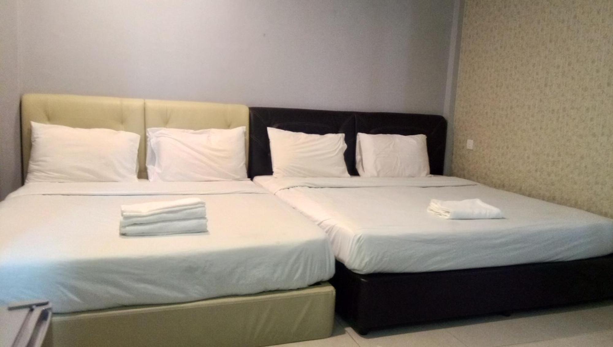 D Lima Beach Inn Pantai Cenang  Dış mekan fotoğraf