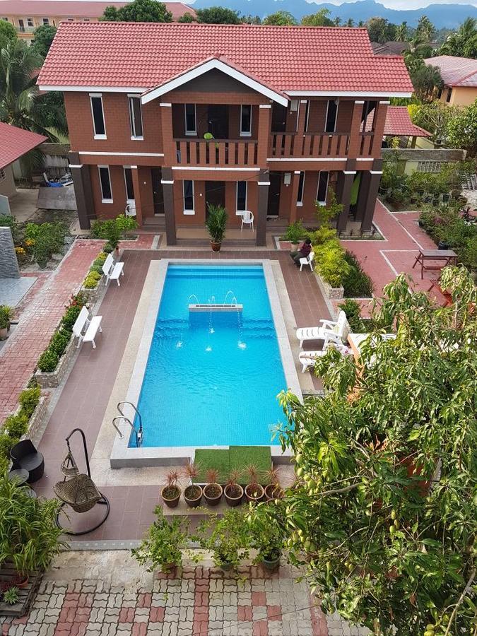 D Lima Beach Inn Pantai Cenang  Dış mekan fotoğraf