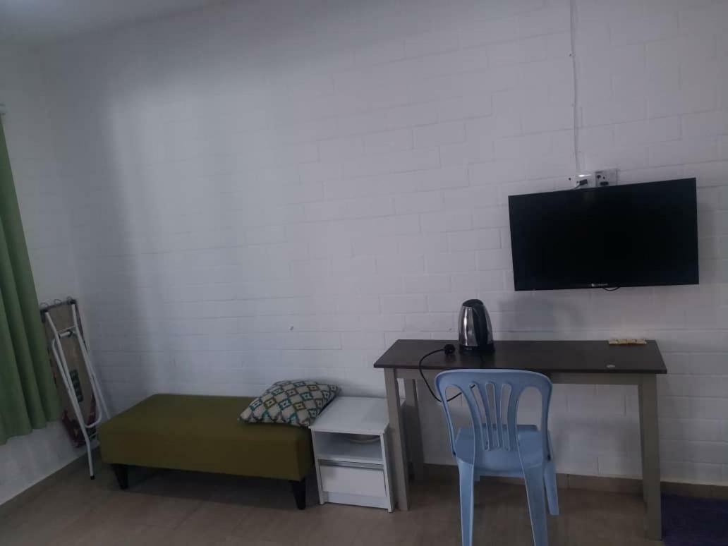 D Lima Beach Inn Pantai Cenang  Dış mekan fotoğraf